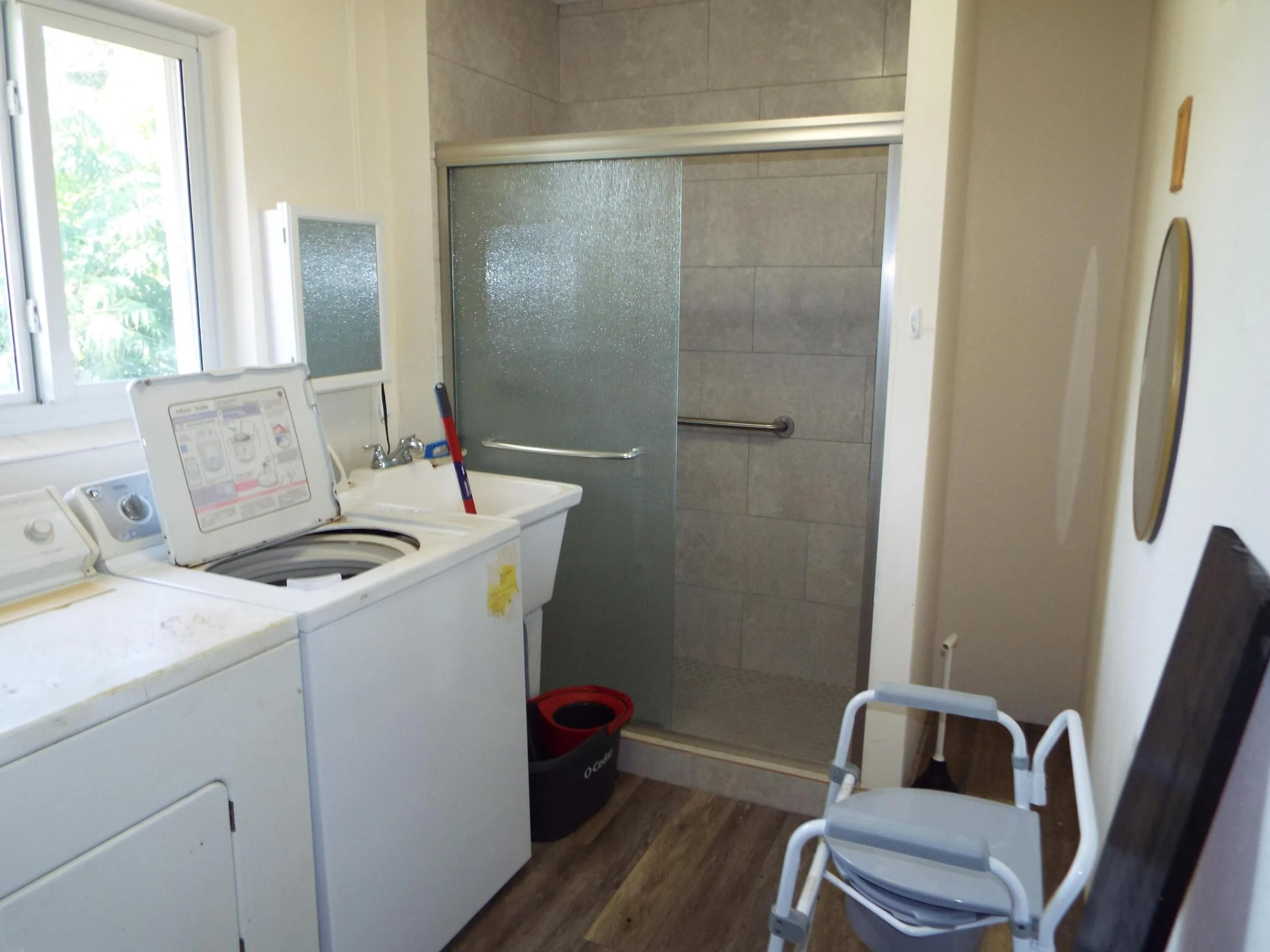 Laundry with shower & deep sink