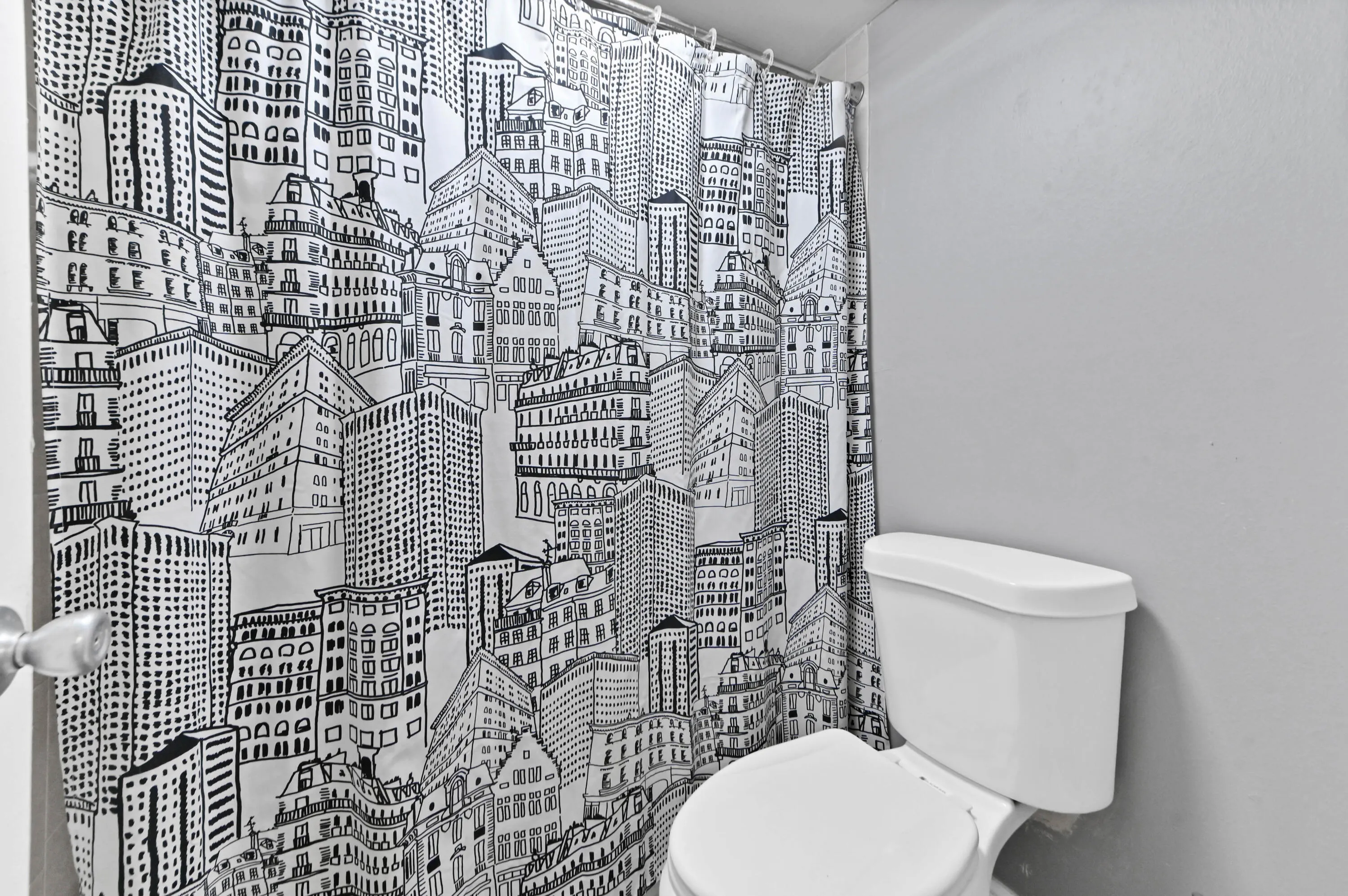 21 Bathroom 03