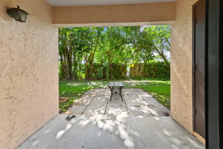26 patio 01
