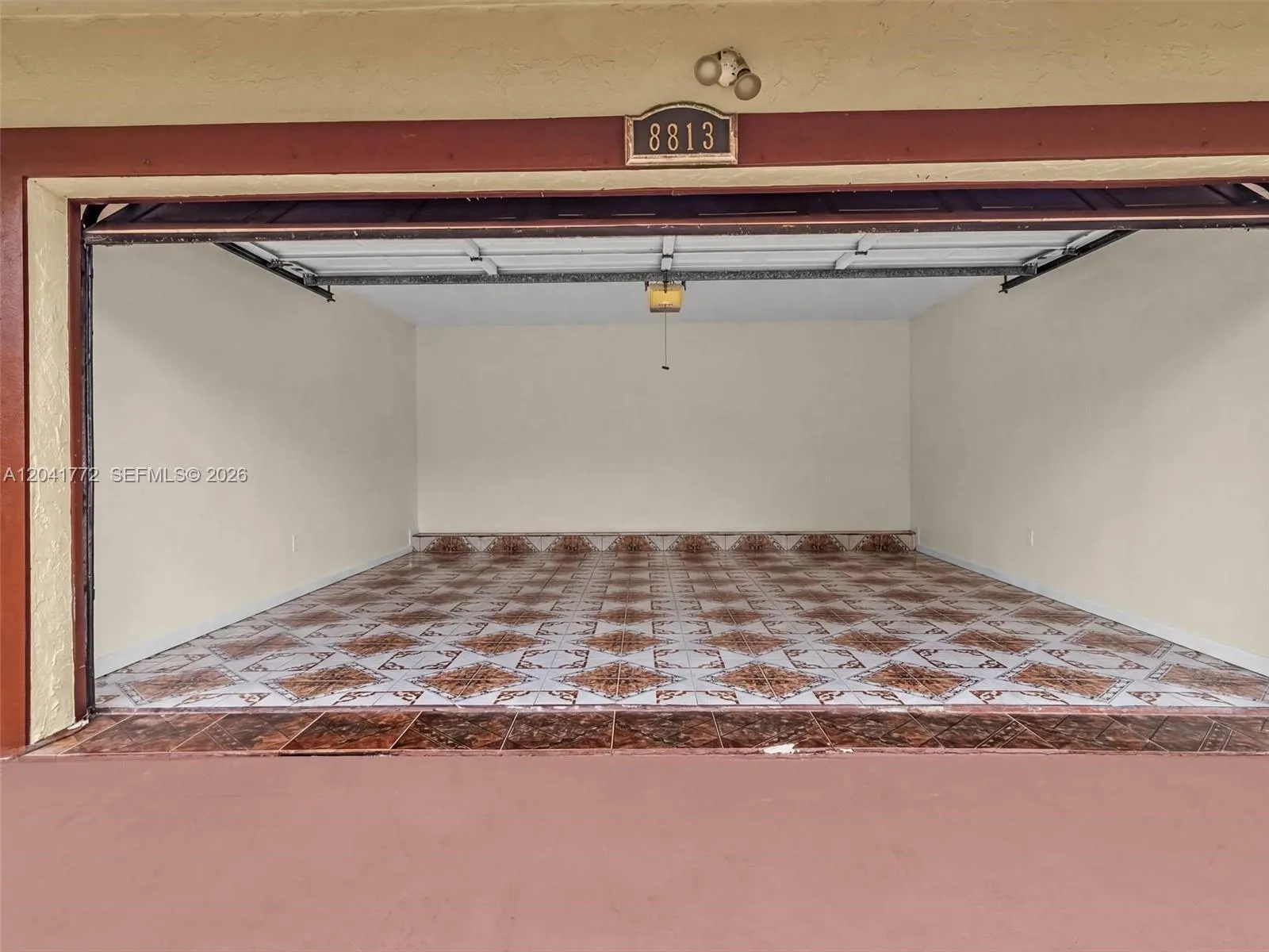 House For Rent8813 PARADISE CTTAMARAC, FL 33321(PARADISE ESTATES)786-600-0063