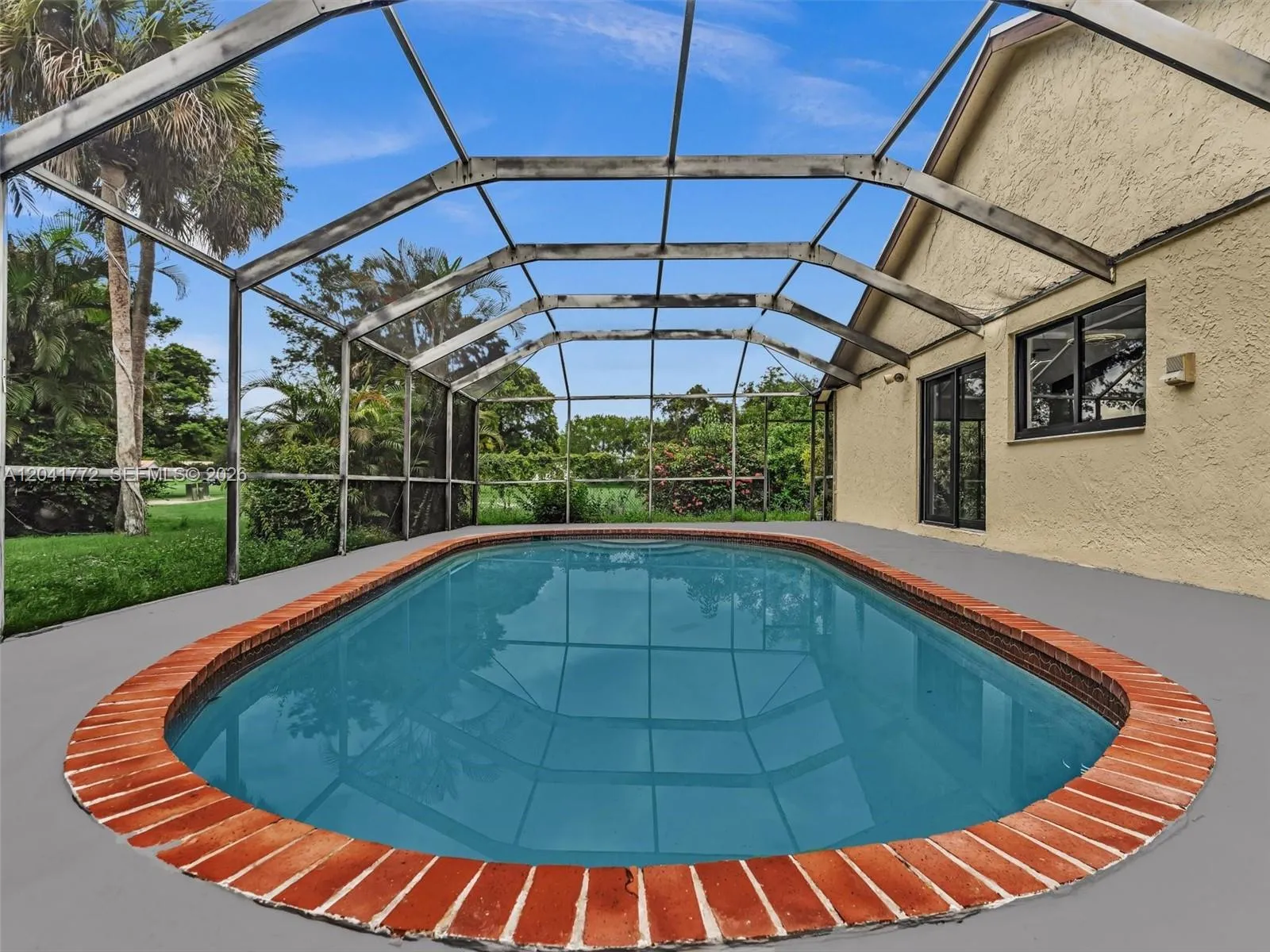 House For Rent8813 PARADISE CTTAMARAC, FL 33321(PARADISE ESTATES)786-600-0063