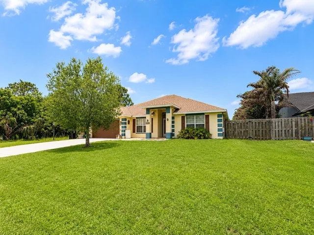 front of house and yard