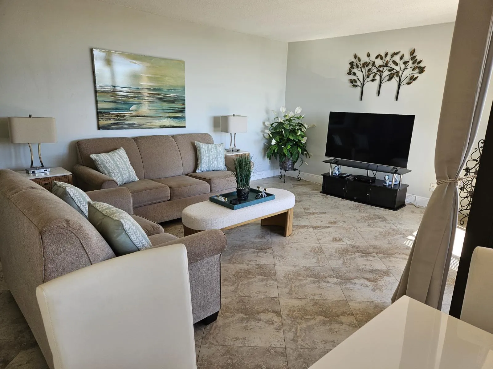 955 Dotterel - Living