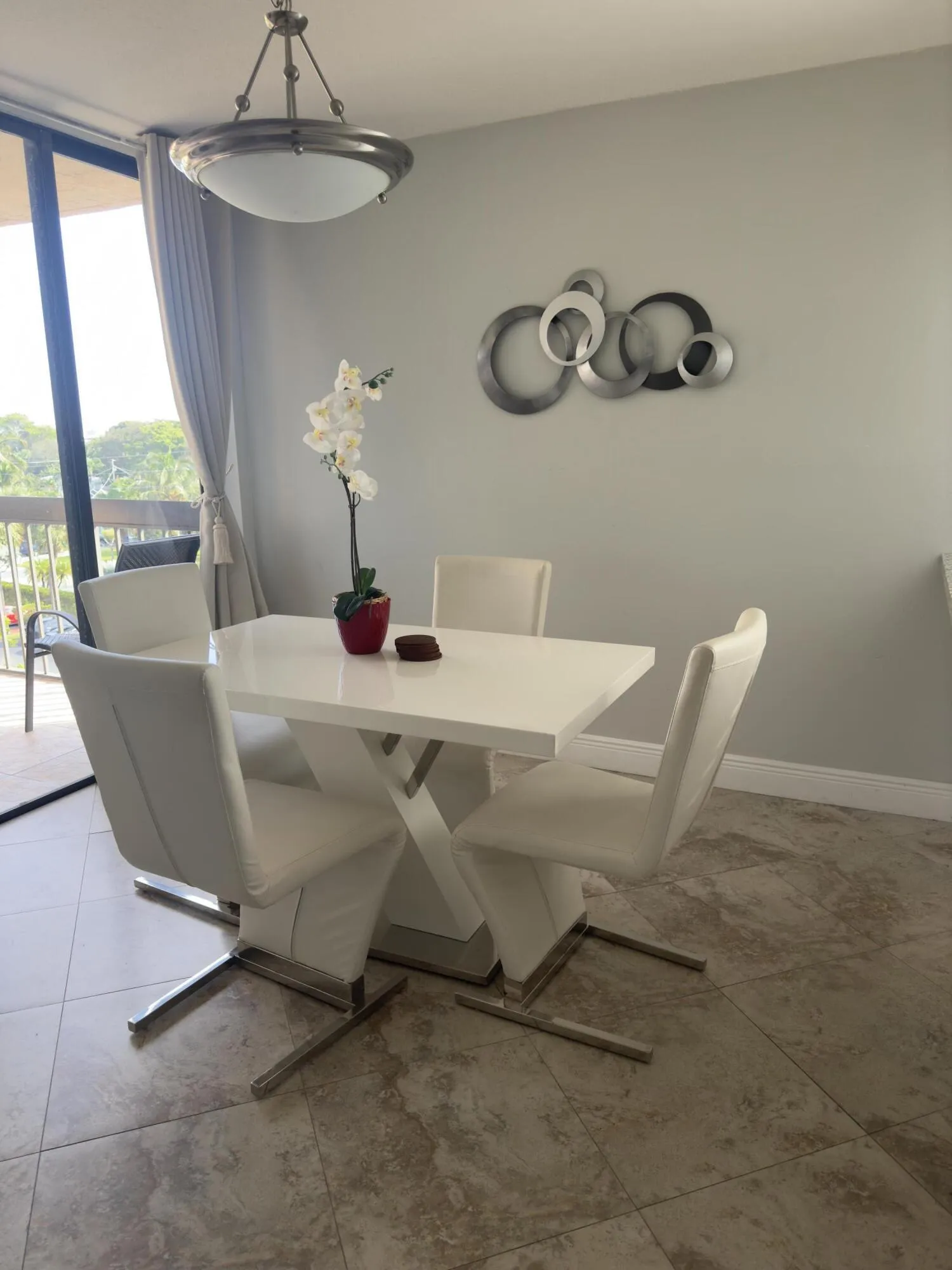 955 Dotterel - Dinning 5