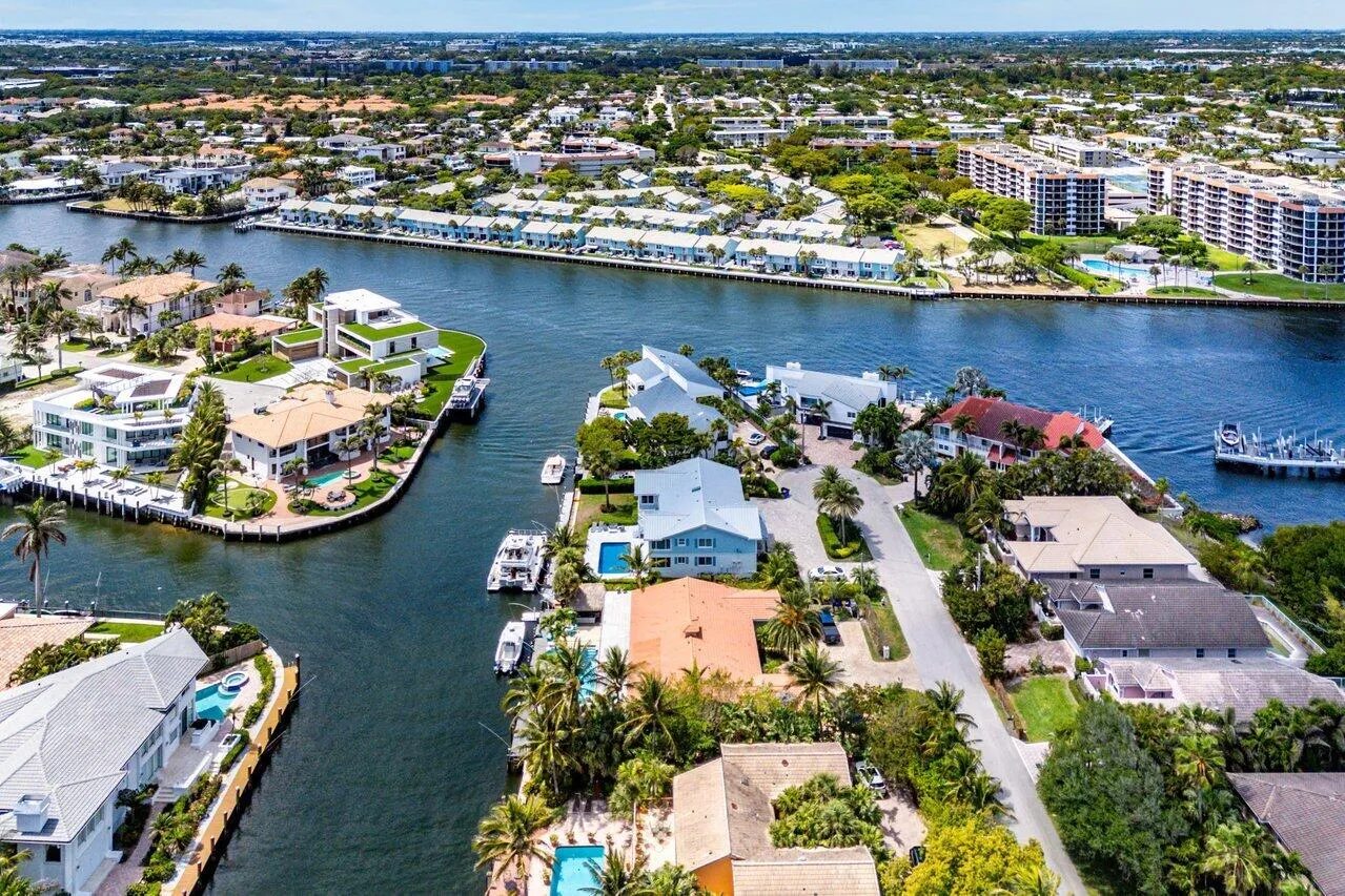 069-1102HighlandBeachDrive-1W-HighlandBe