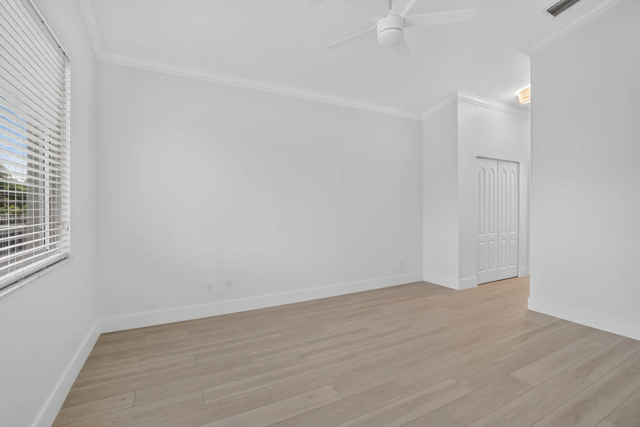 CMV Realty-Laguna Isles-Pembroke Pines