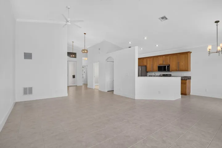 CMV Realty-Laguna Isles-Pembroke Pines