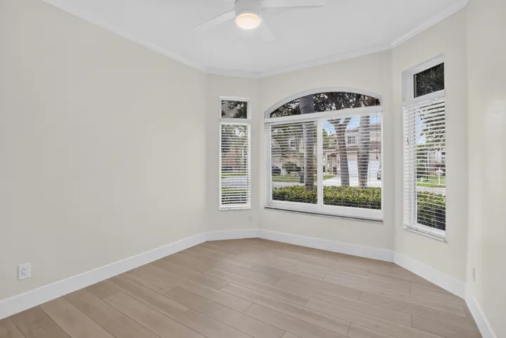 CMV Realty-Laguna Isles-Pembroke Pines