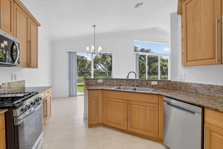 CMV Realty-Laguna Isles-Pembroke Pines