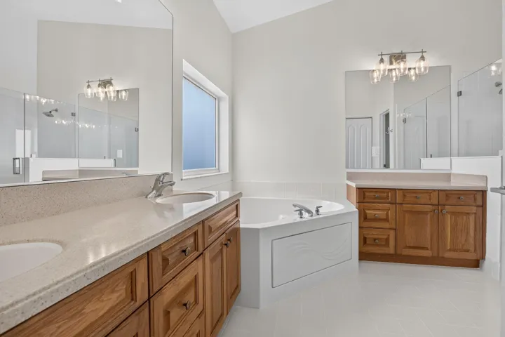 CMV Realty-Laguna Isles-Pembroke Pines