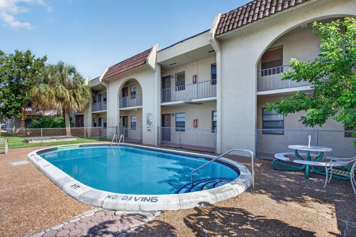 1-web-or-mls-2141-0986