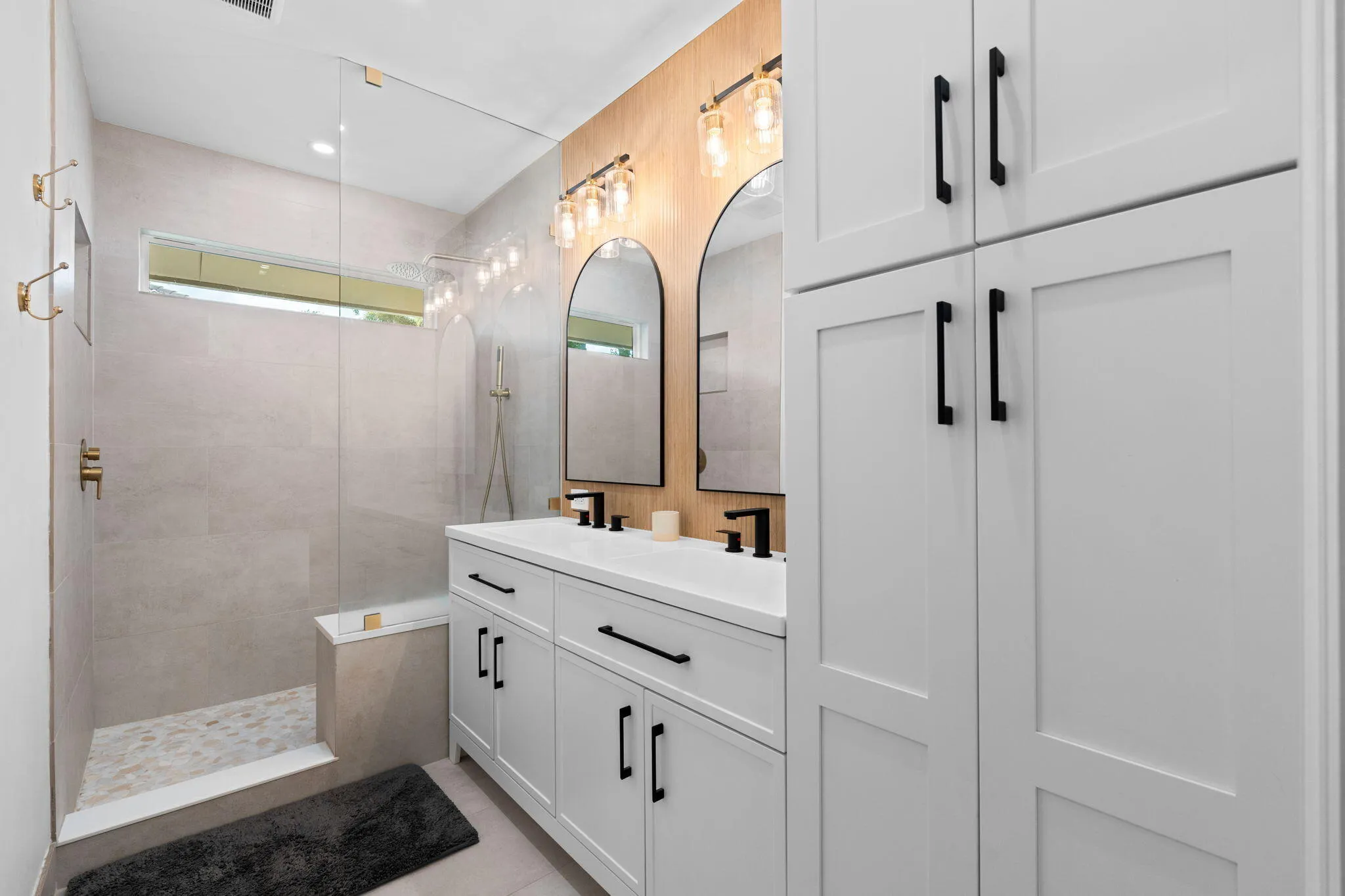 33-web-or-mls-A7407480