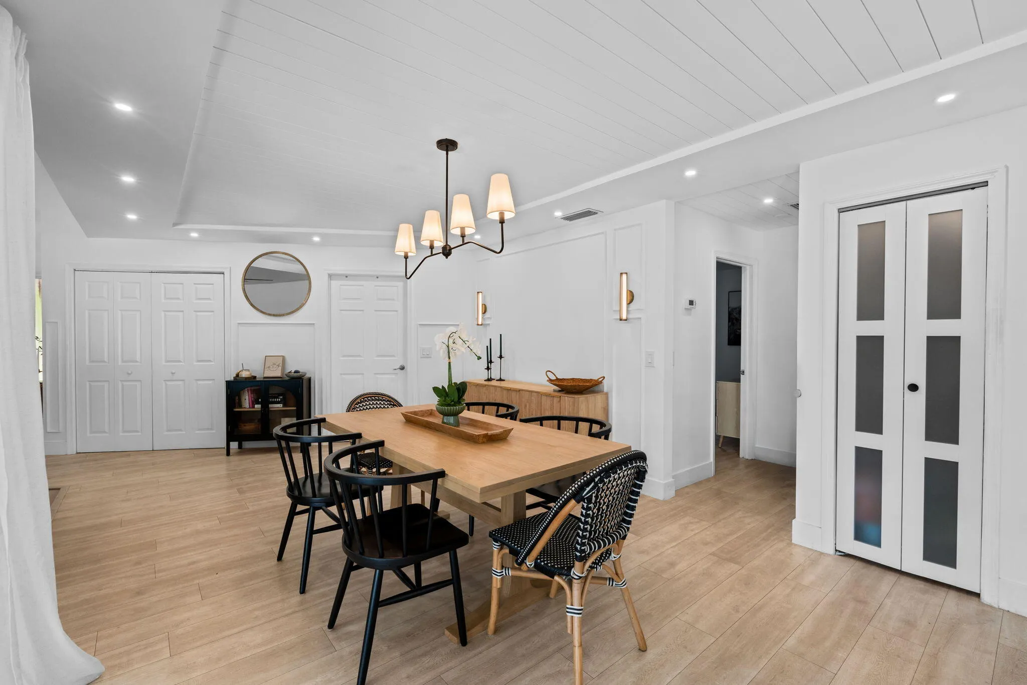 25-web-or-mls-A7407564