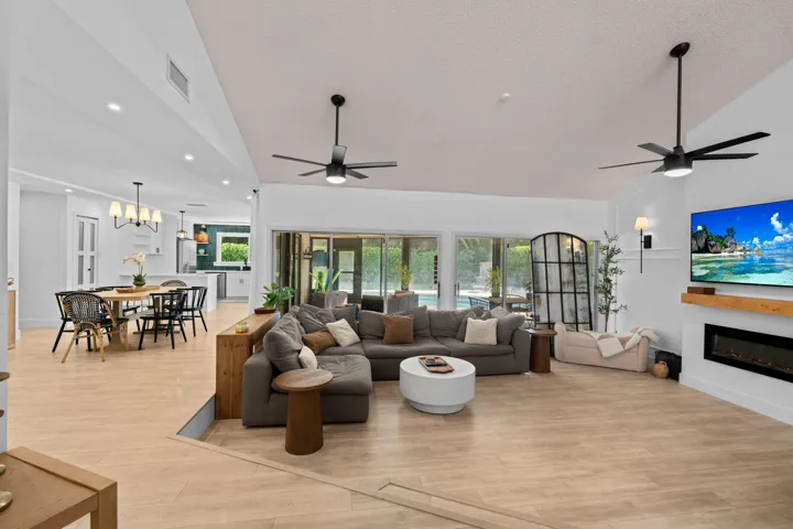 13-web-or-mls-A7407579