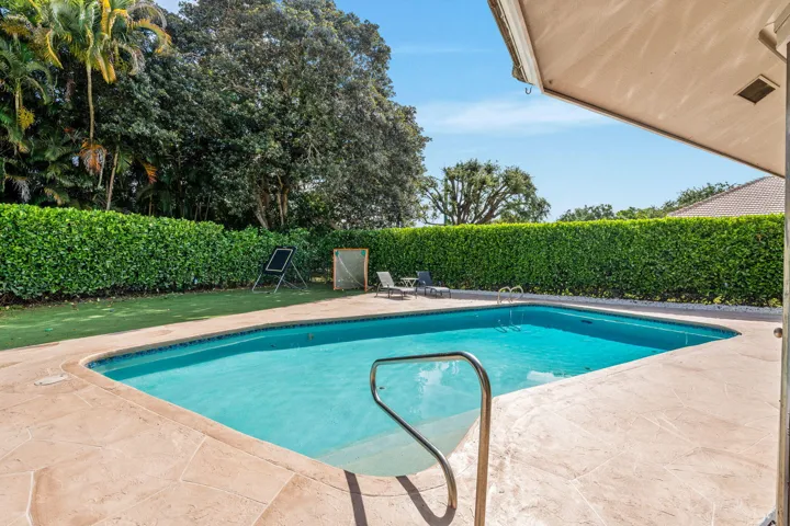 54-web-or-mls-A7407601
