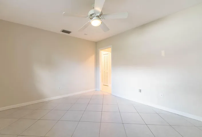 20250716-251 NW 69th Street-0033