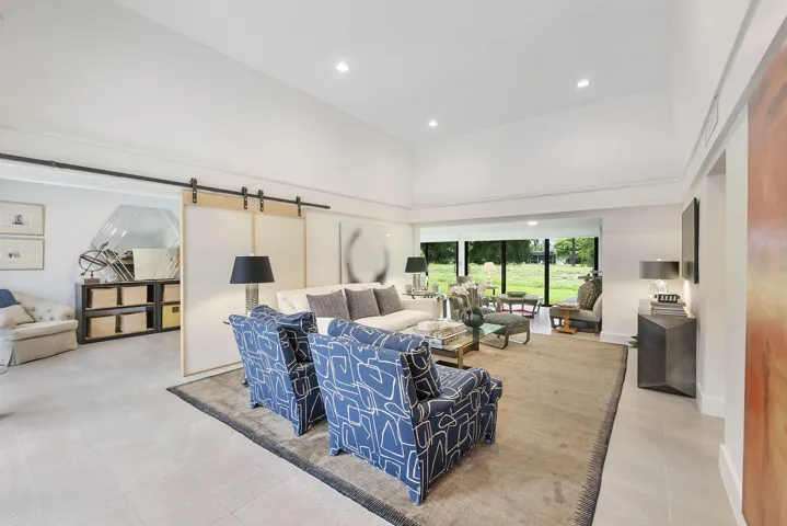 4800 Queen Palm Ln_015