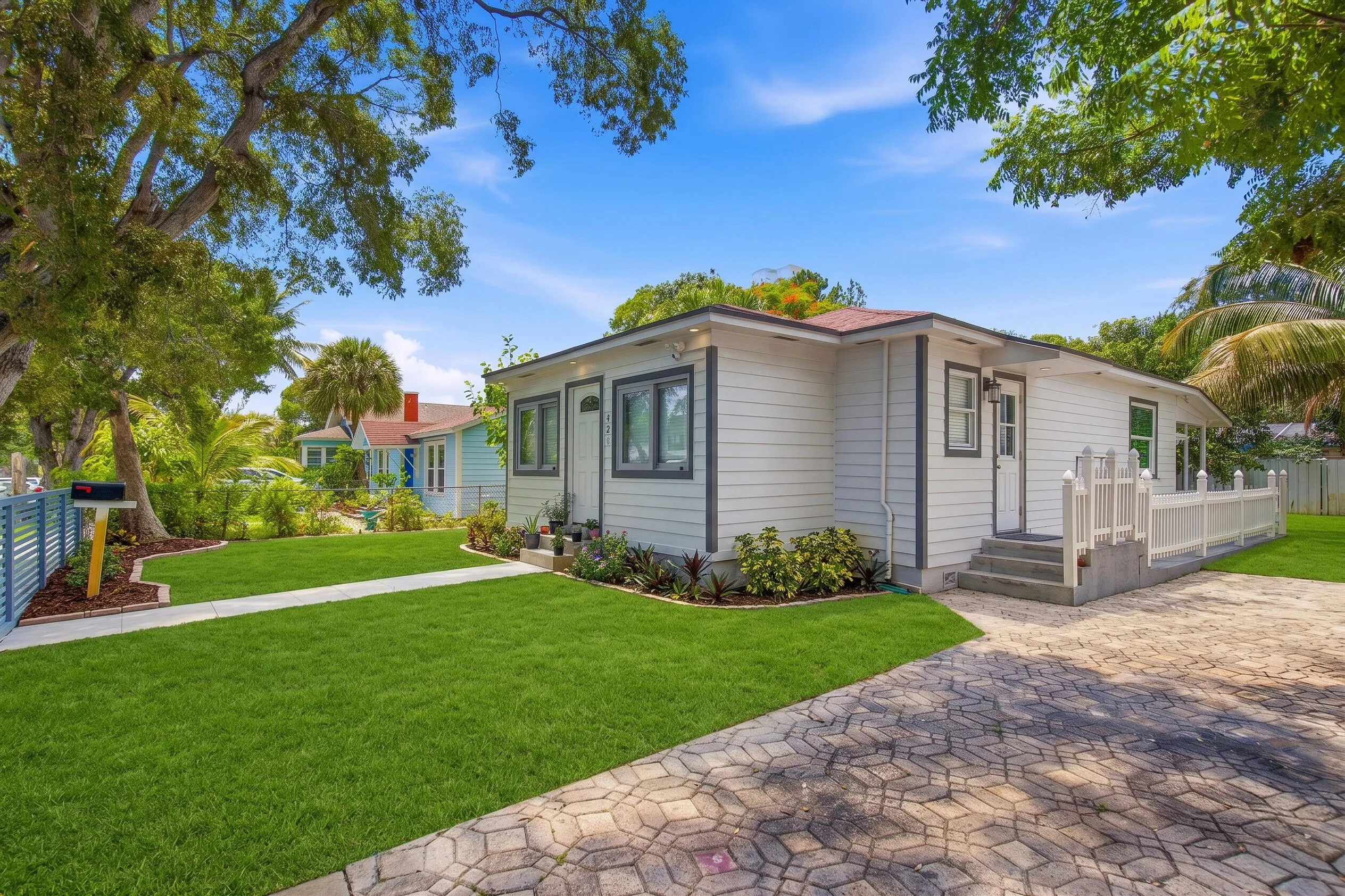 FRONT HOME F