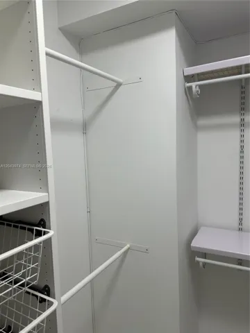 Walk in closet