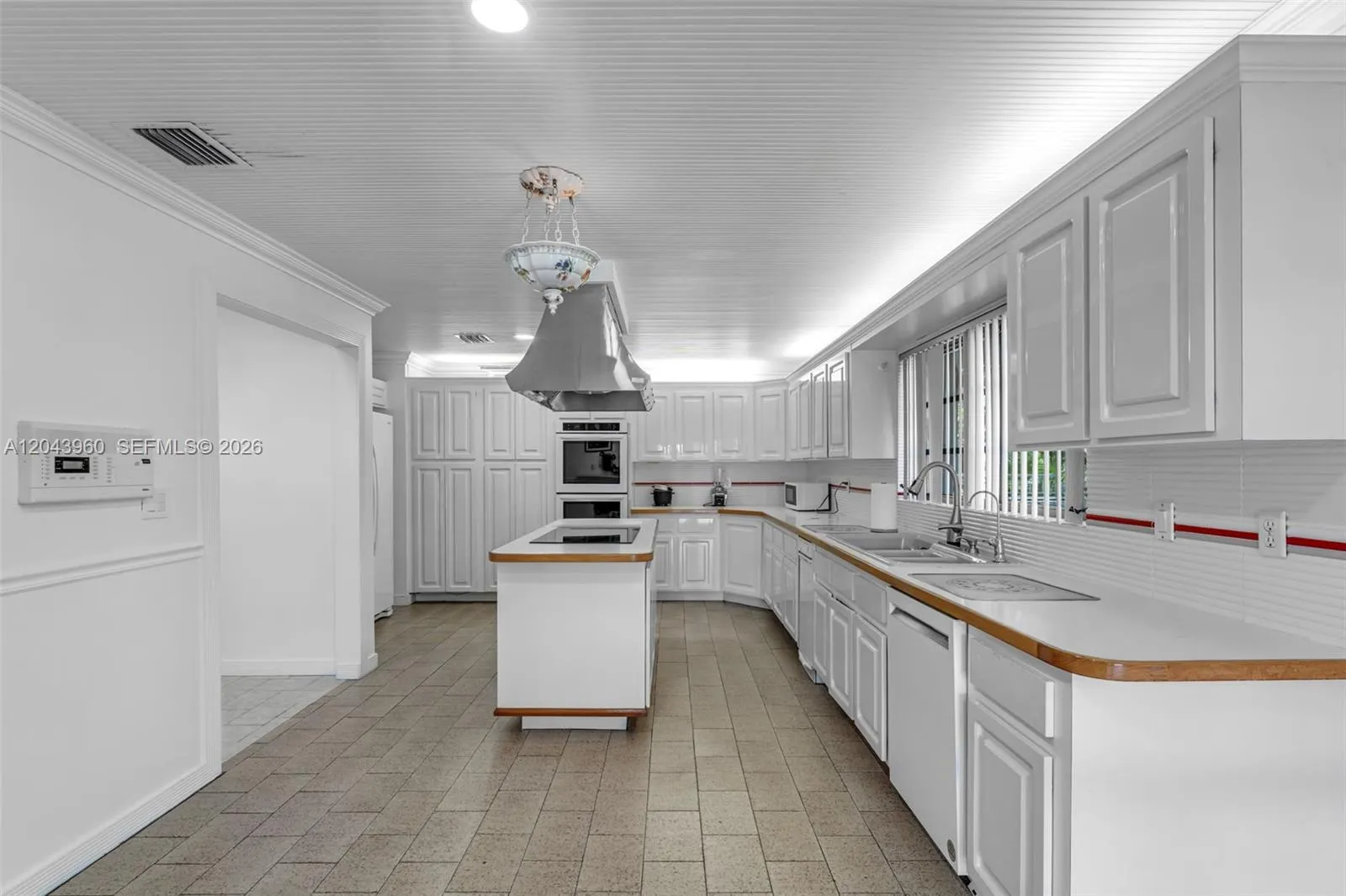 Property photo 188