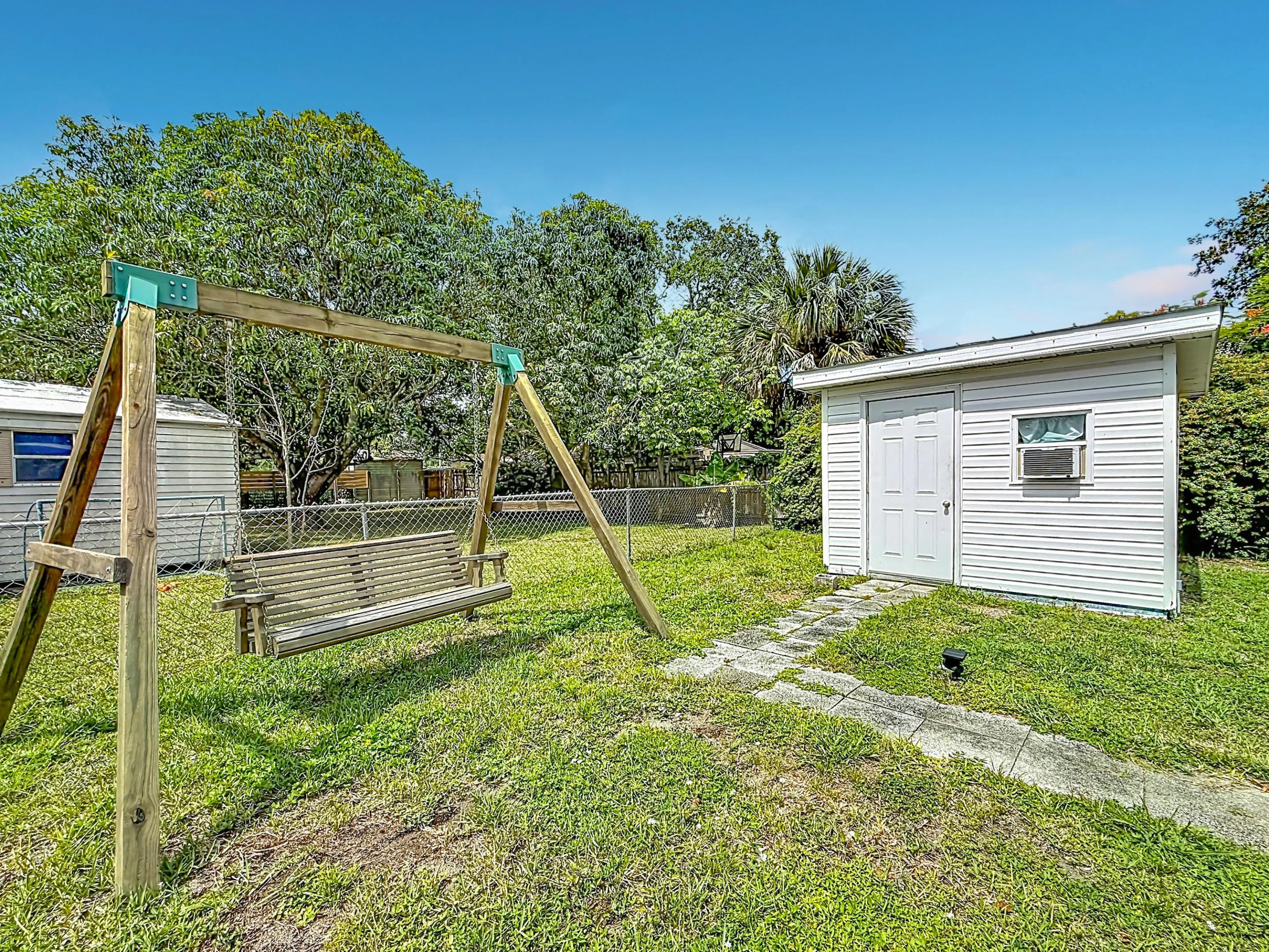 2573 NW 58th Avenue-66
