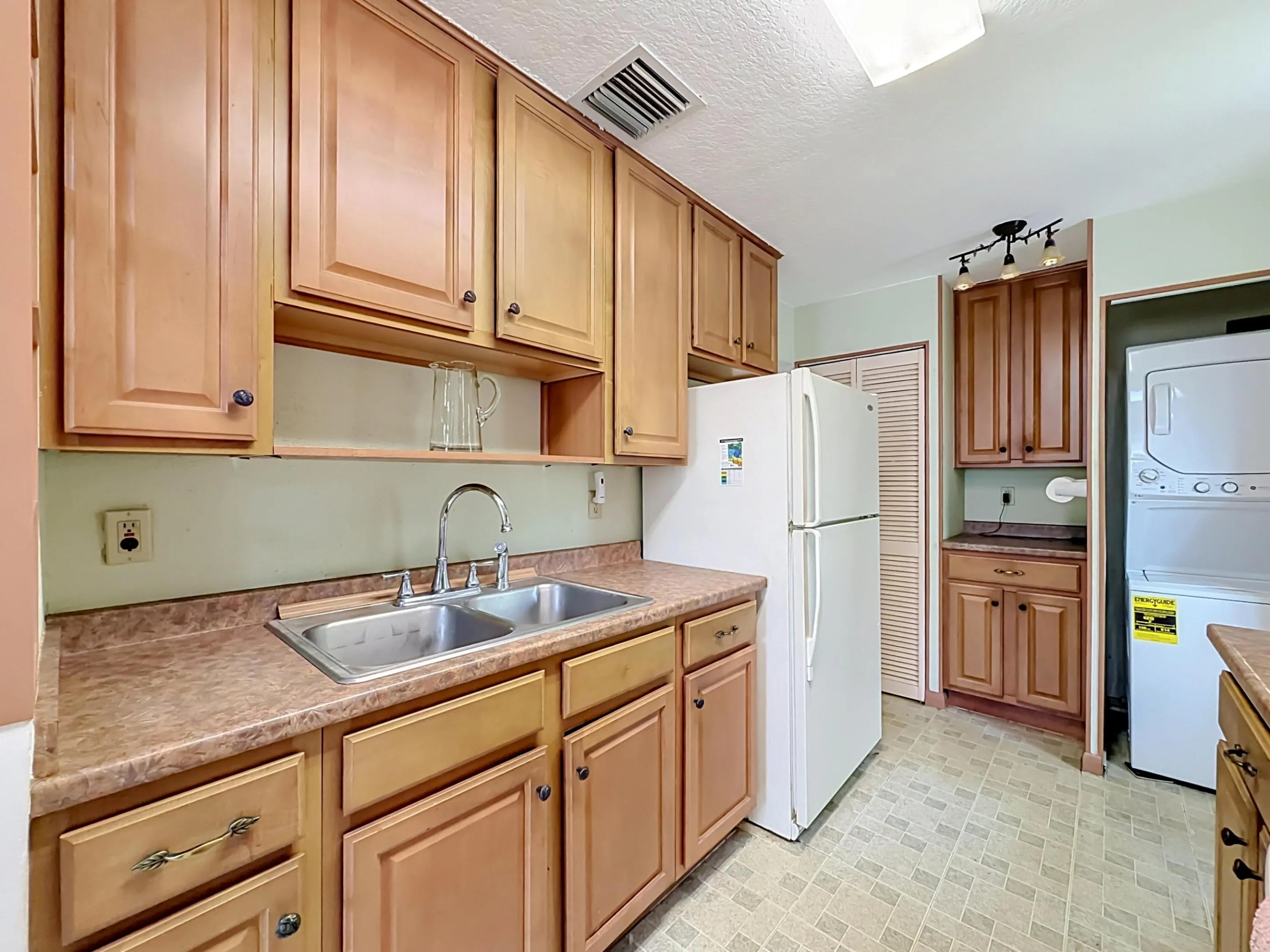 2573 NW 58th Avenue-30