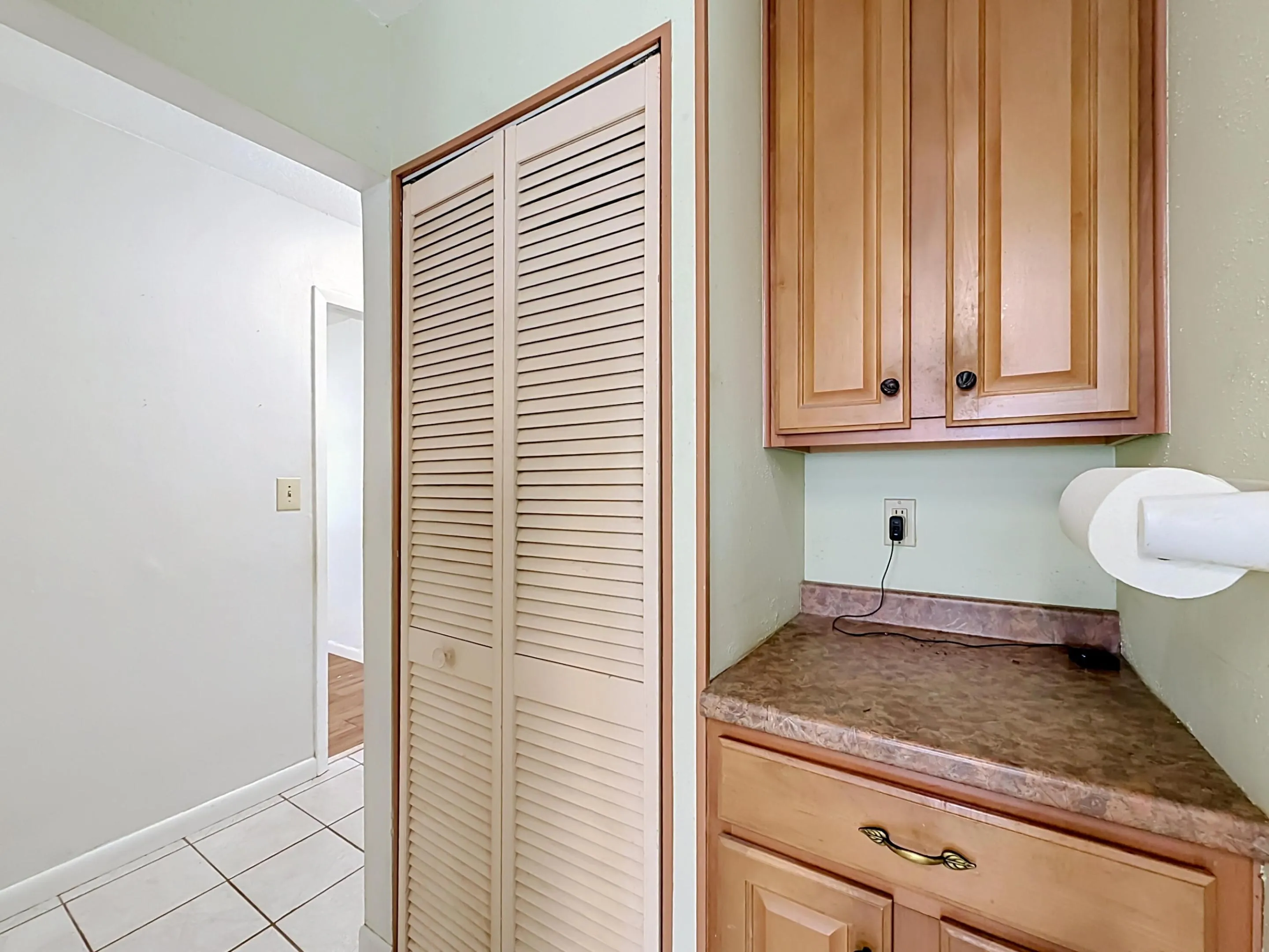 2573 NW 58th Avenue-56