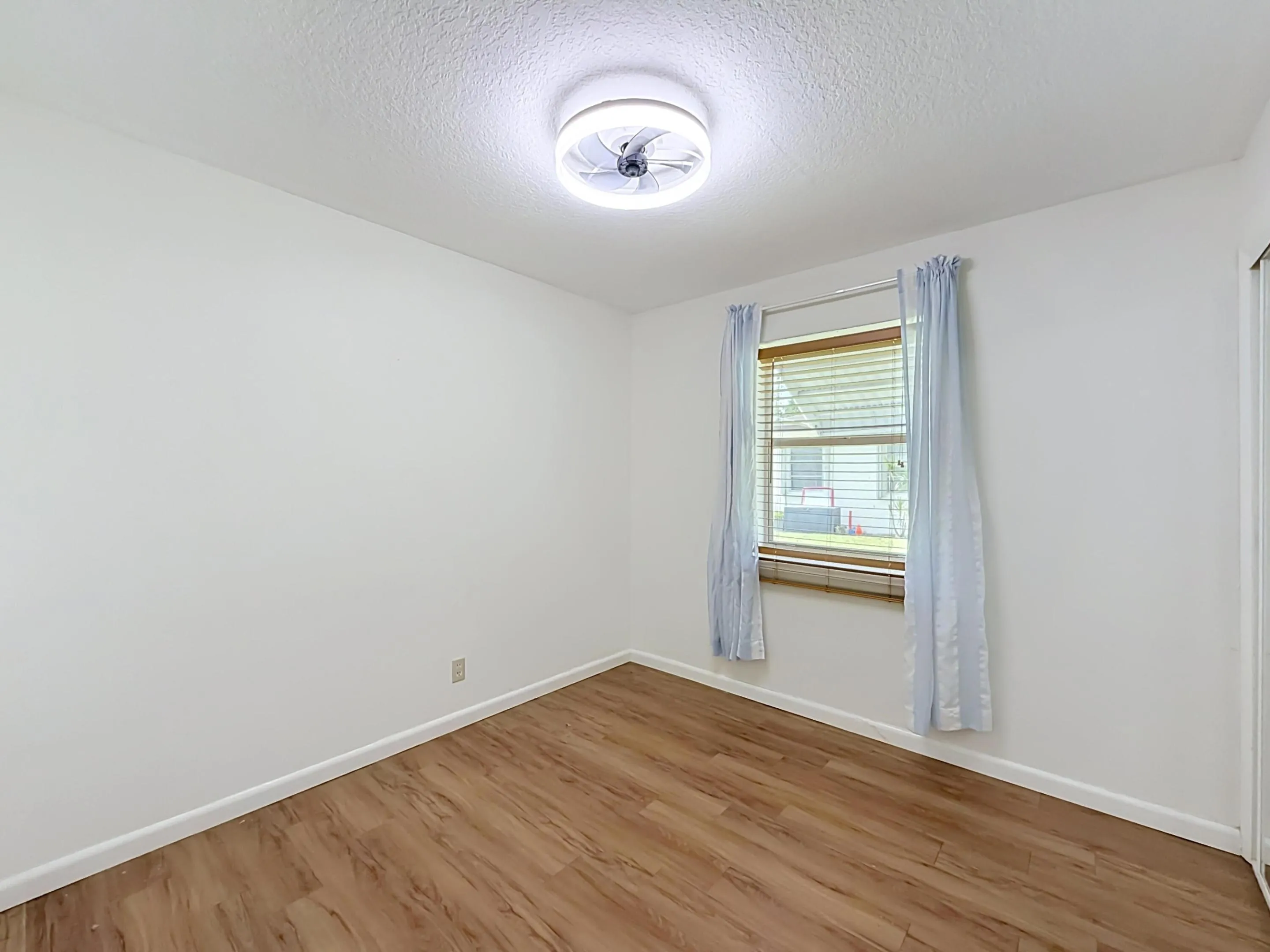 2573 NW 58th Avenue-37