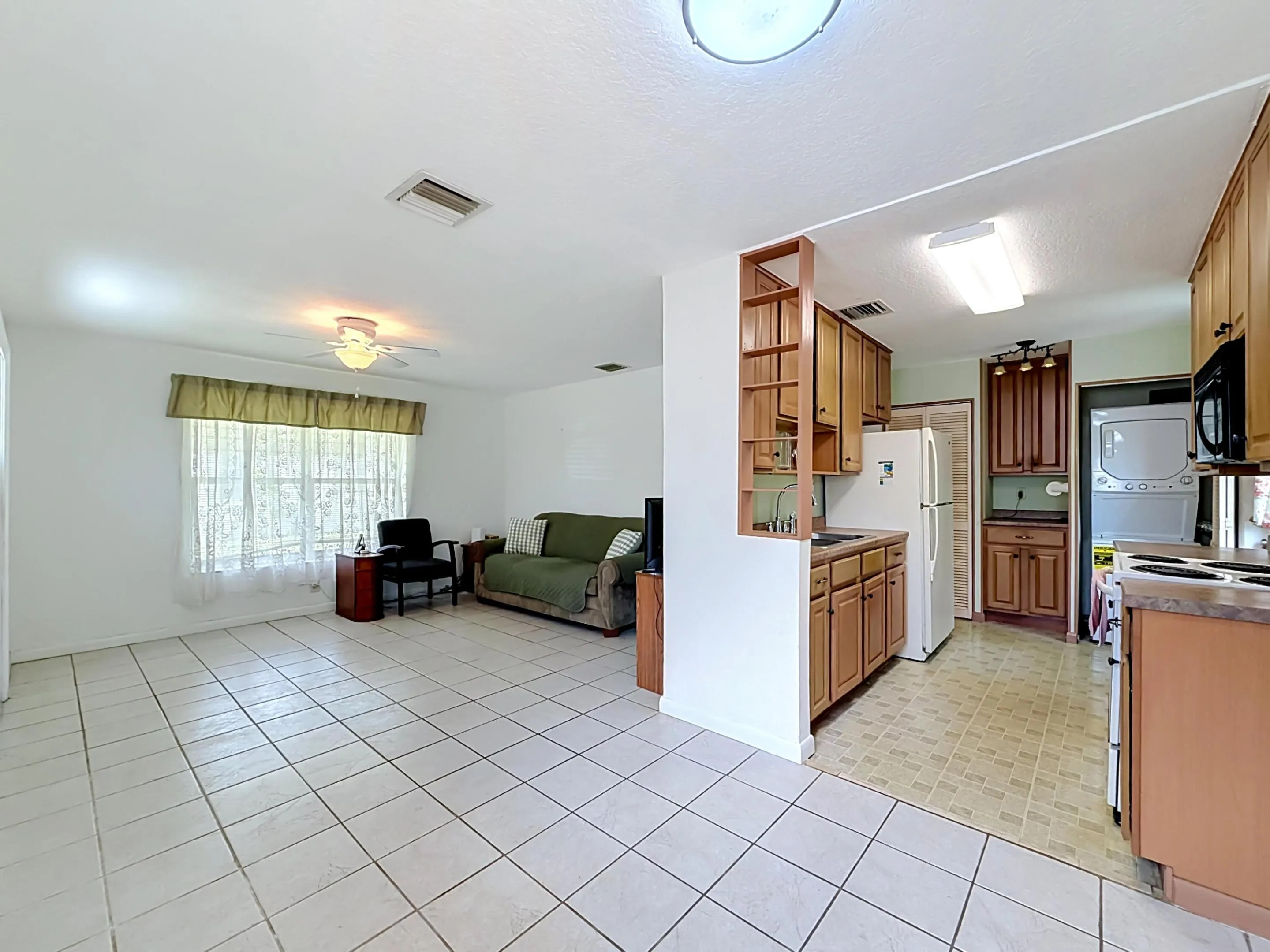 2573 NW 58th Avenue-26