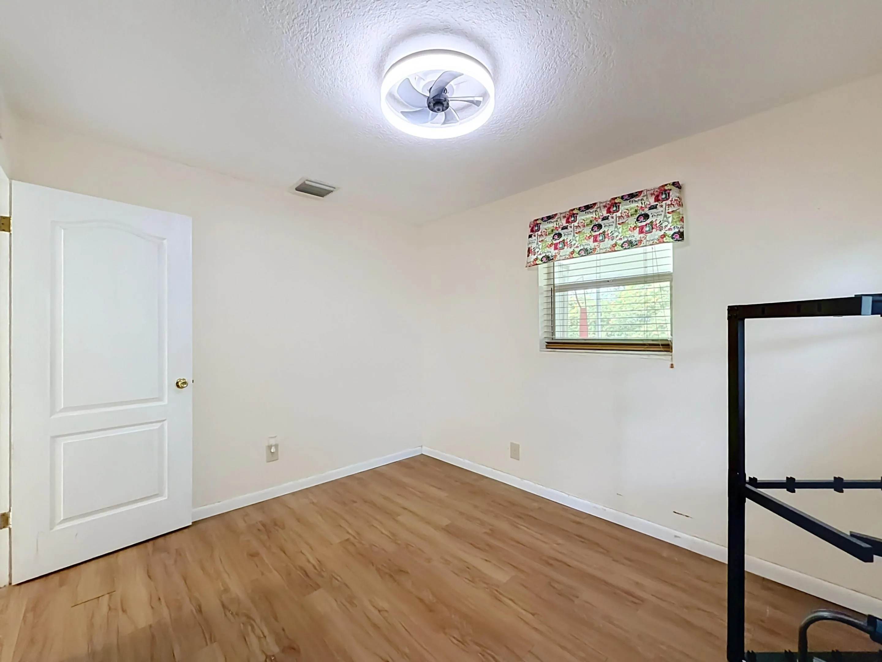 2573 NW 58th Avenue-43
