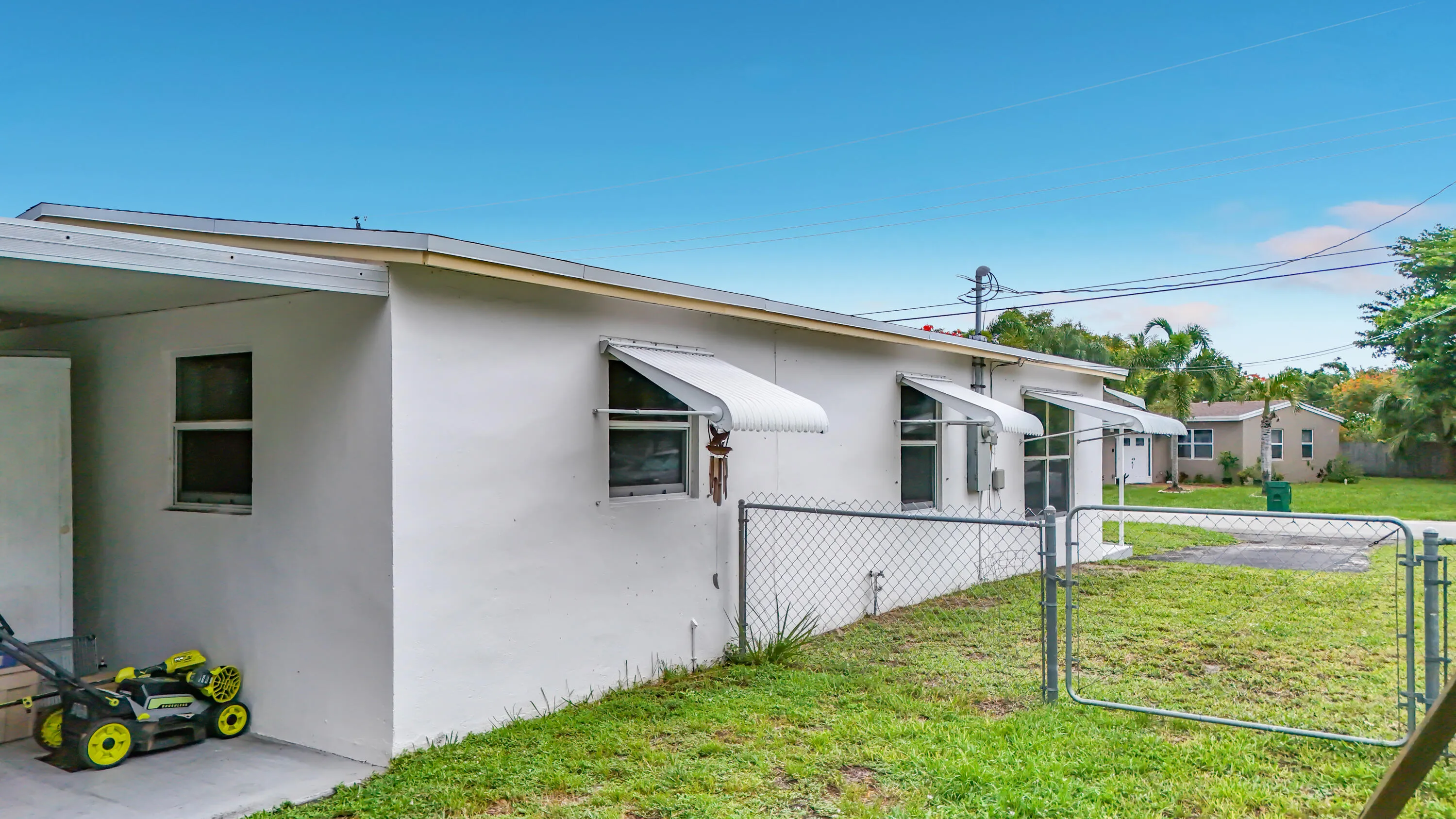 2573 NW 58th Avenue-73