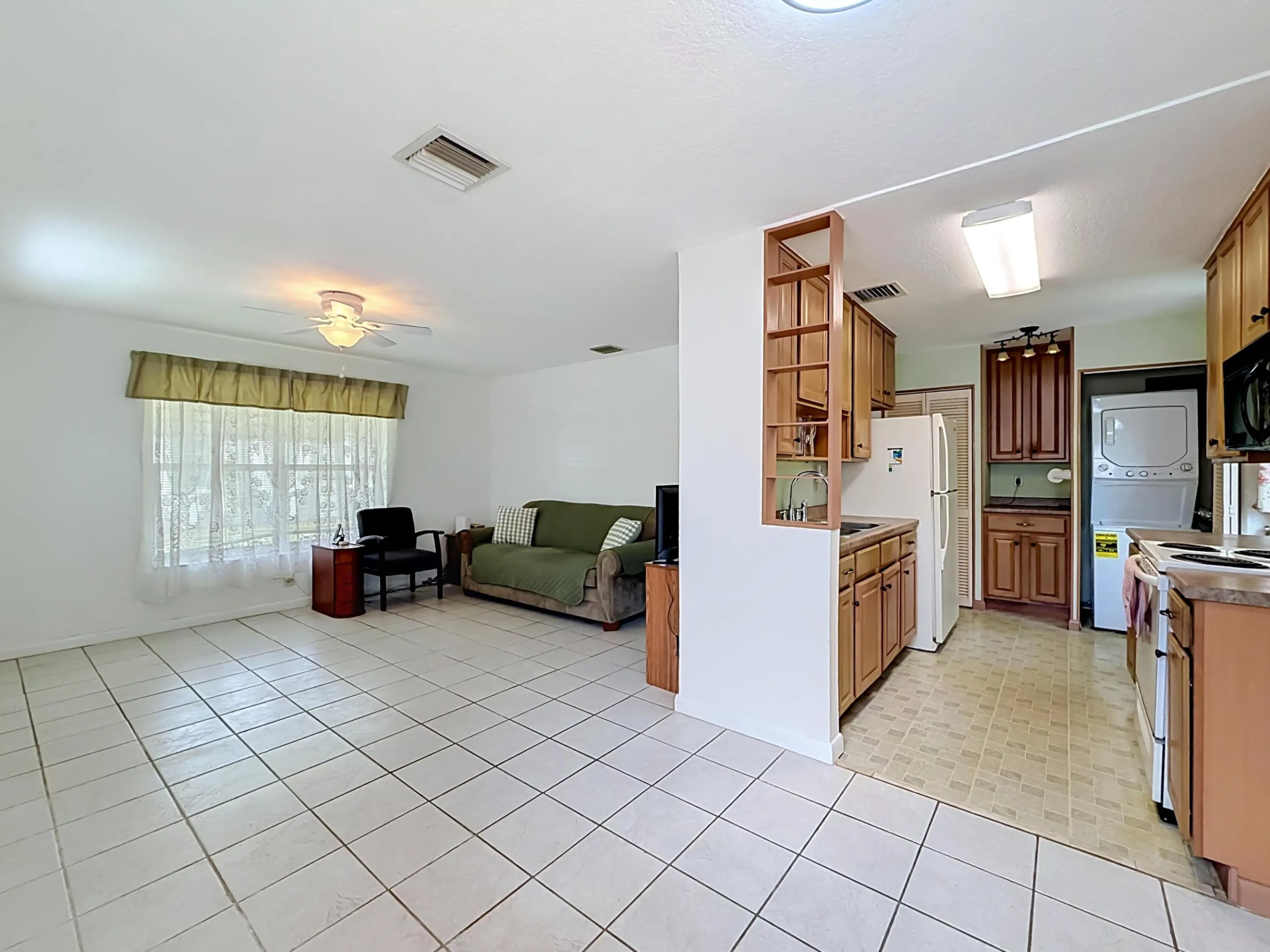 2573 NW 58th Avenue-27