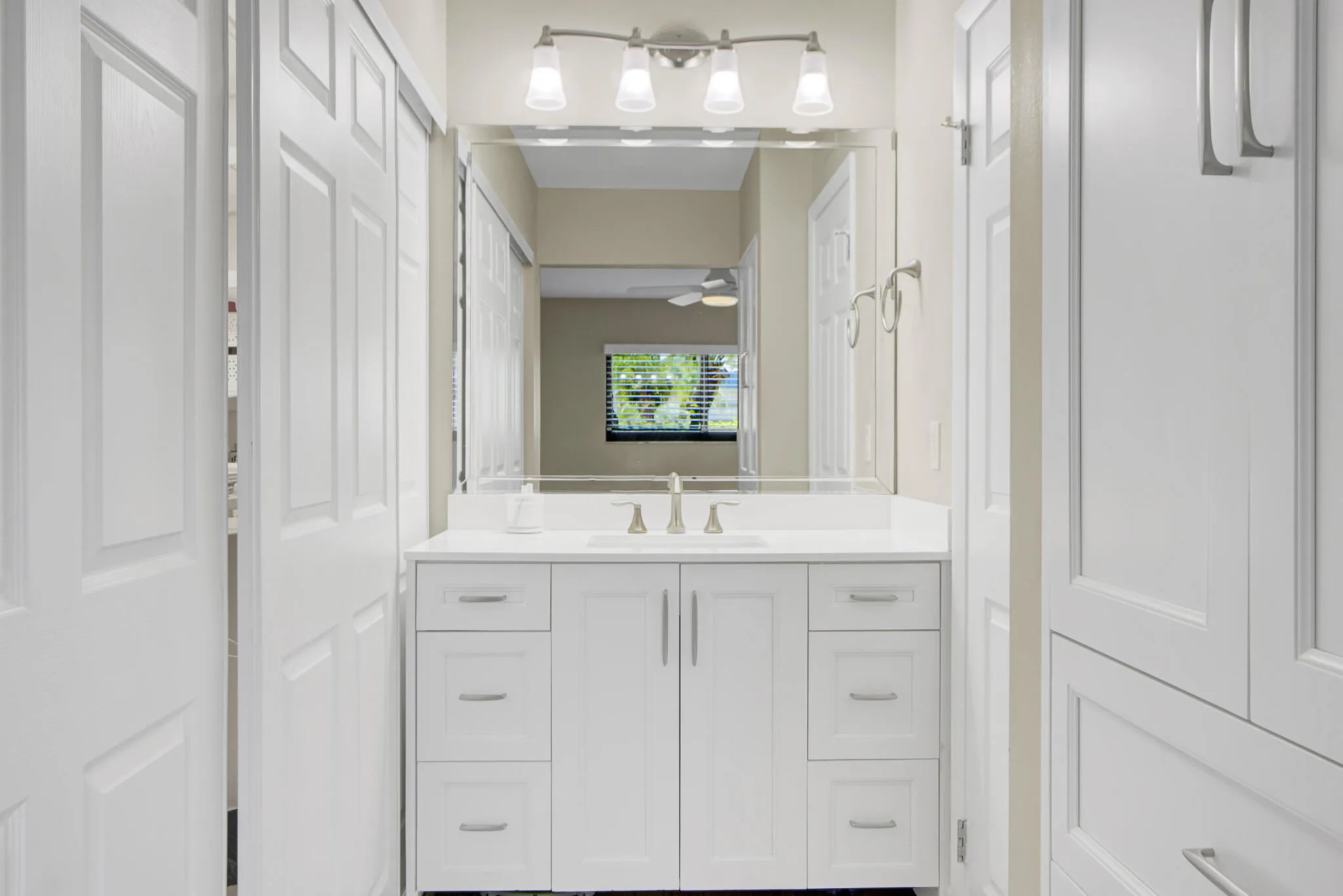 15451-Pembridge-Dr-206_18_MLS