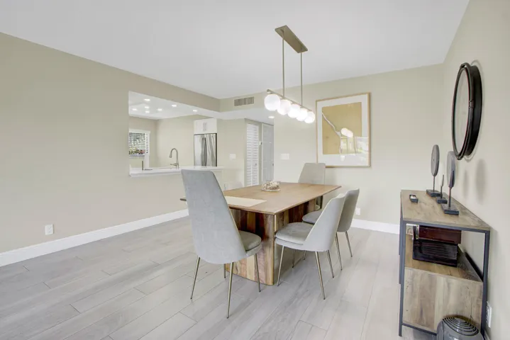 15451-Pembridge-Dr-206_10_MLS