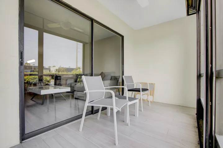 15451-Pembridge-Dr-206_13_MLS