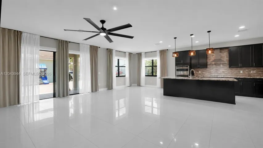 SHOWN WITHOUT FURNITURE