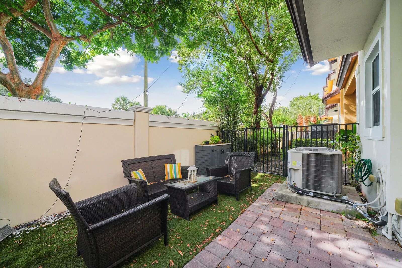 Property photo 28