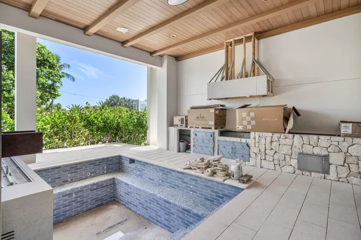 082-7935SouthFlaglerDrive-WestPalmBeach-