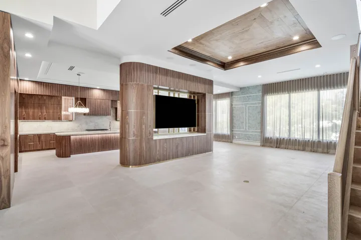 025-7935SouthFlaglerDrive-WestPalmBeach-