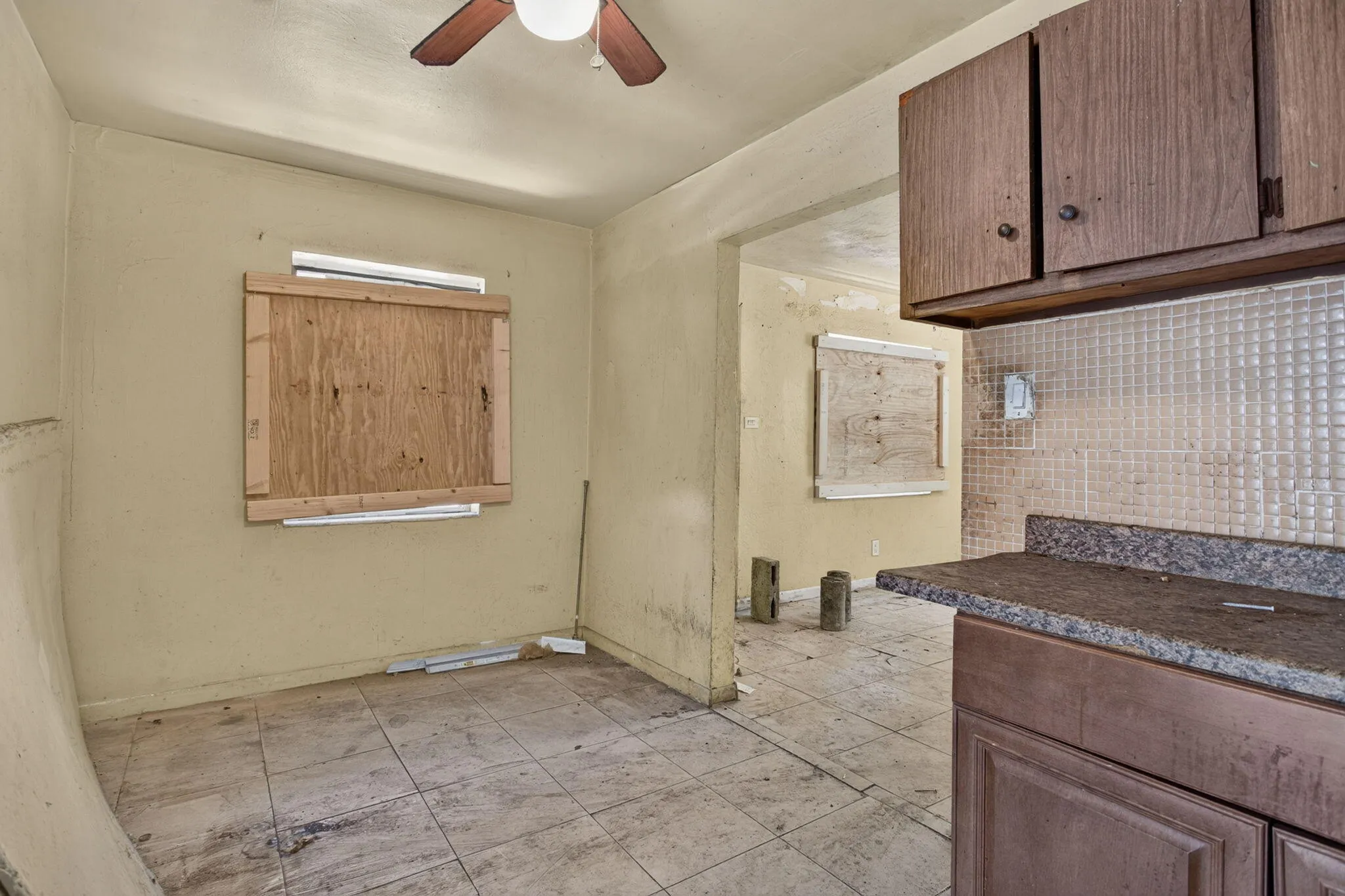 15-web-or-mls-511 -9710