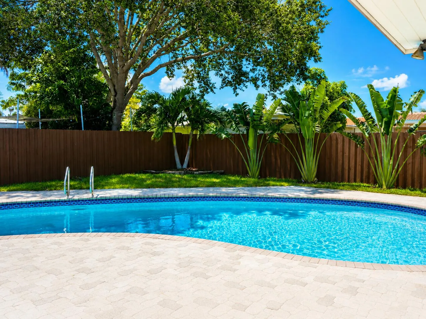 pool 2