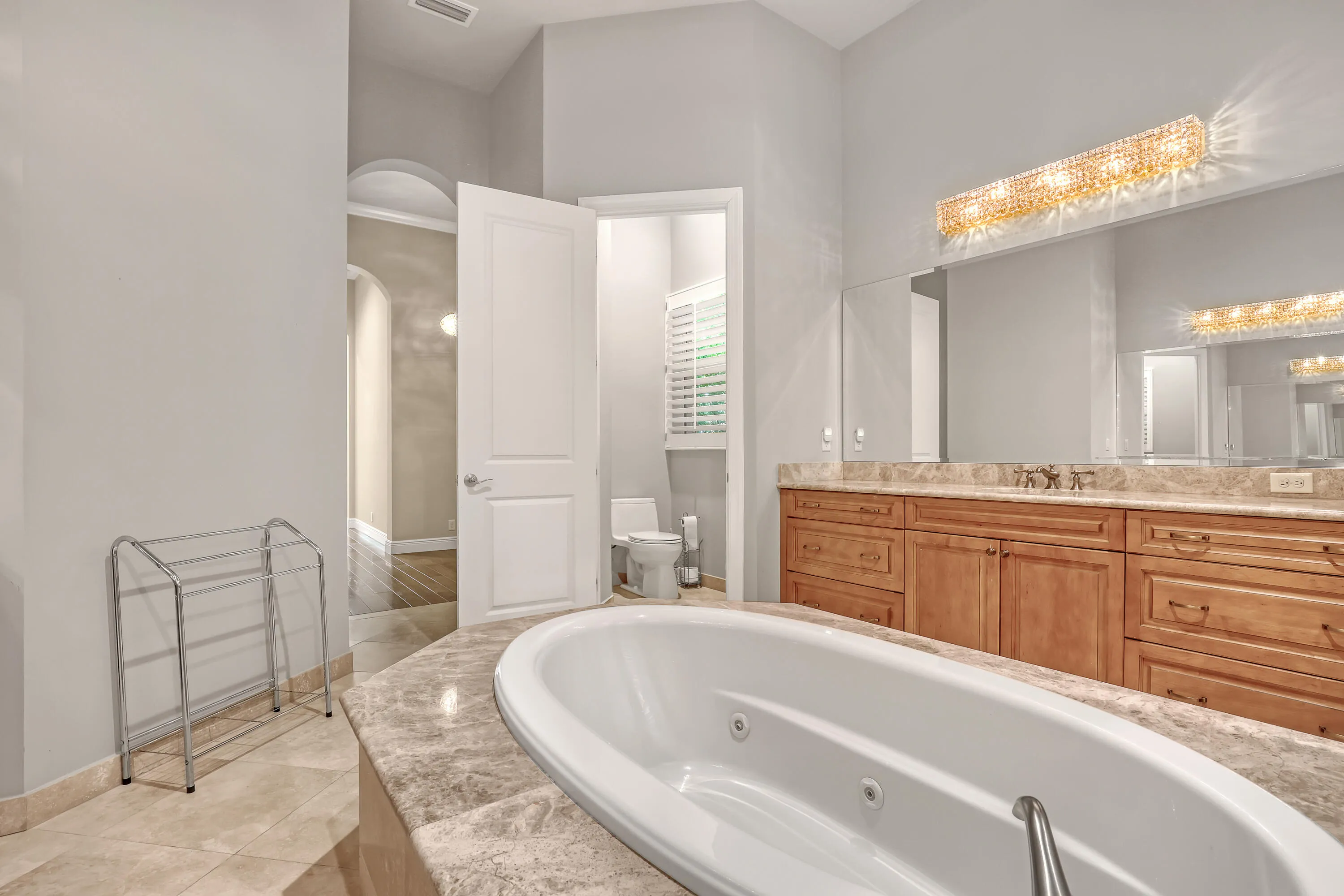 6464 Bellamalfi (44)