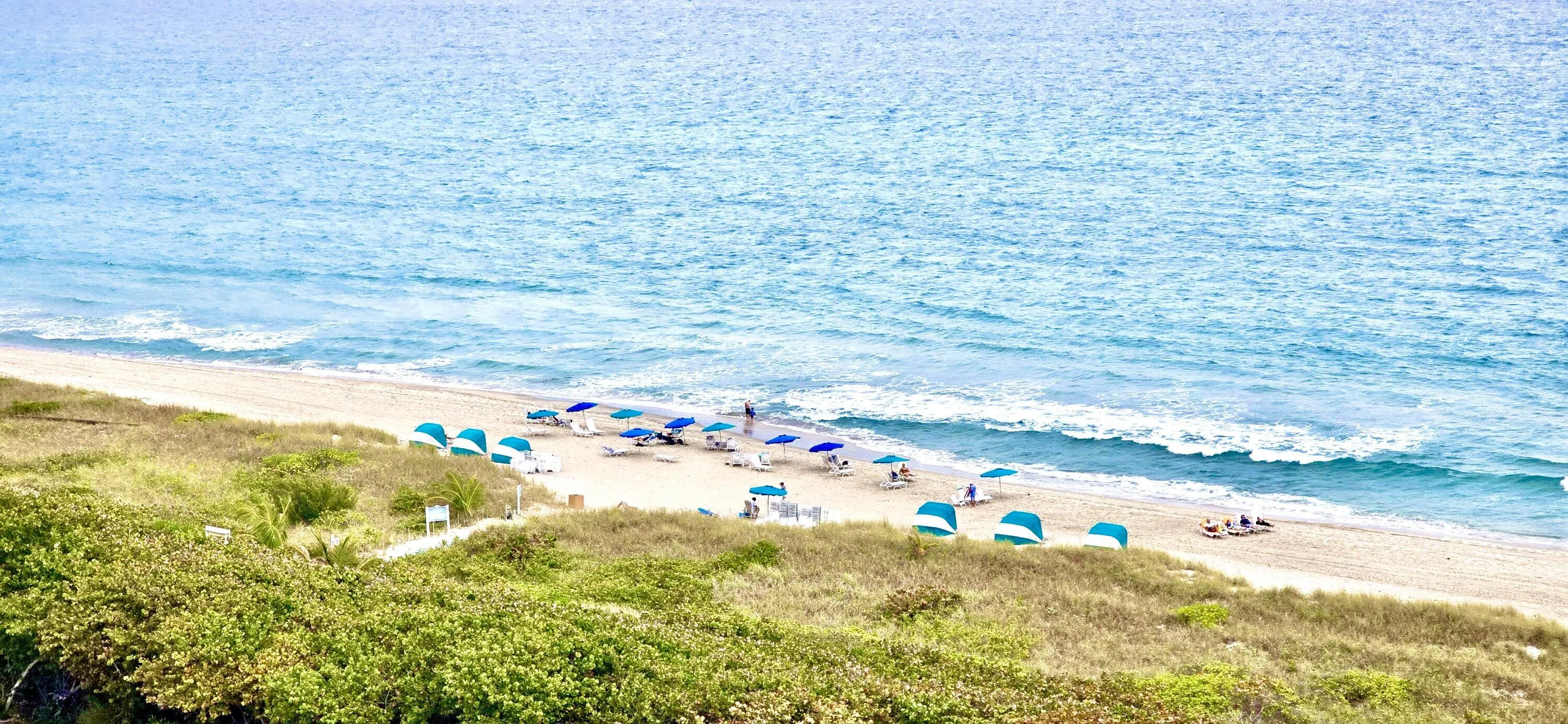 840 FT ATTENDED PRISTINE PRIVATE BEACHES