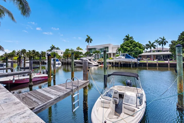22-web-or-mls-Custom_Exterior_DSC07891_h