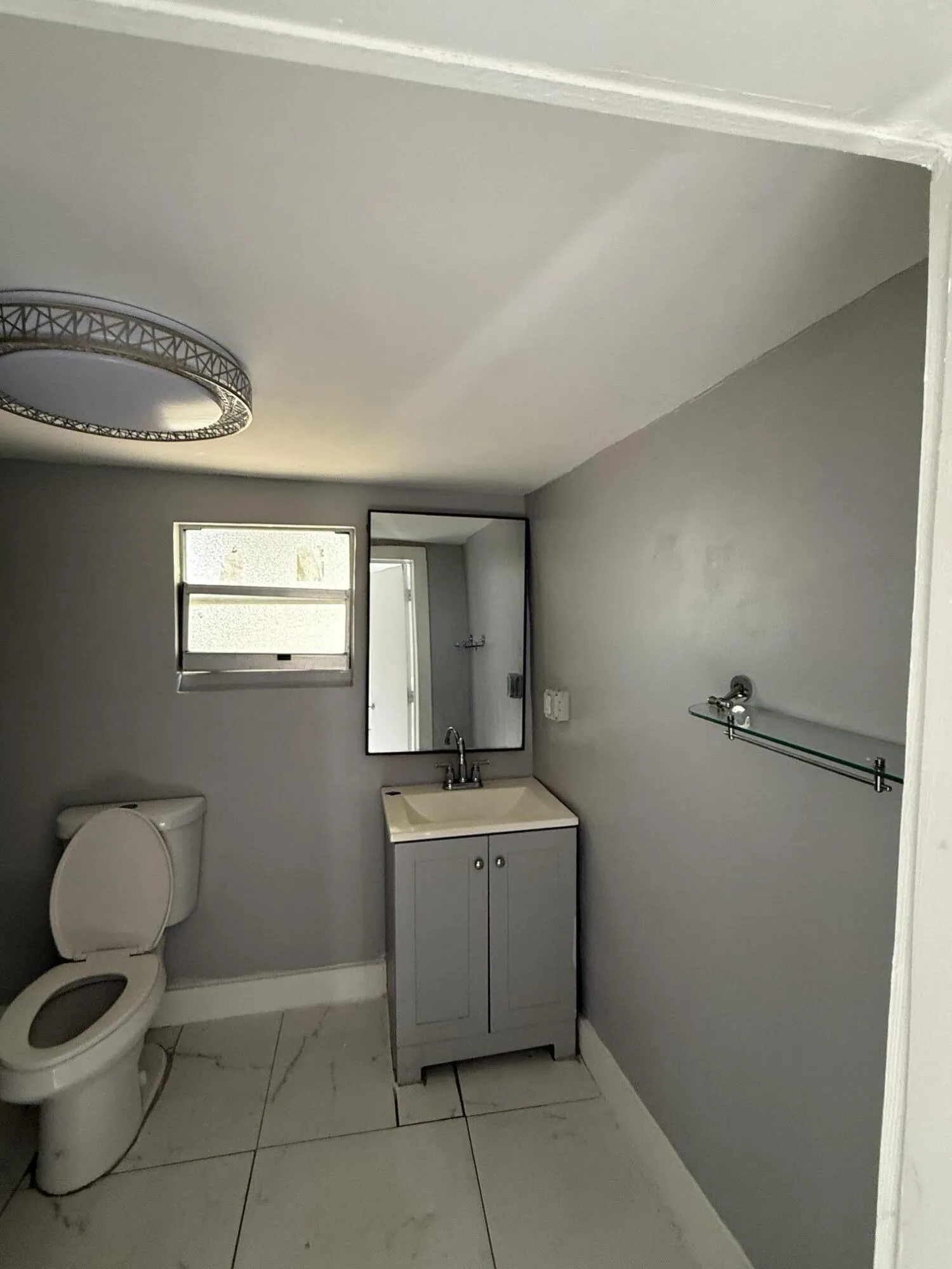Bathroom 22