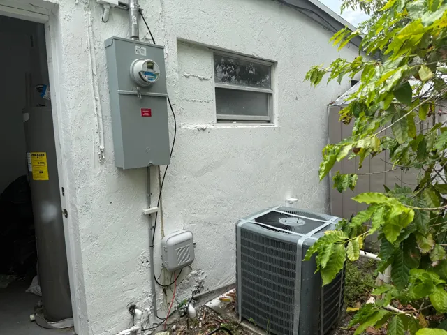 AC