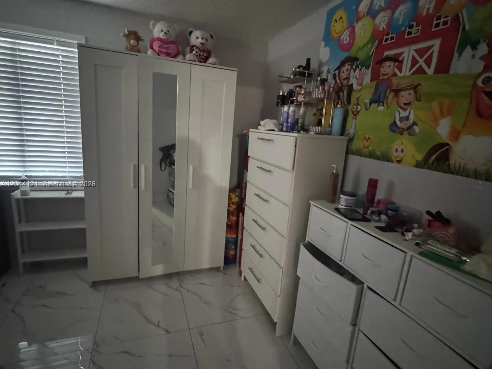 Photo 25