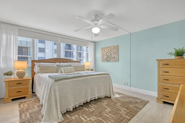 Primary suite