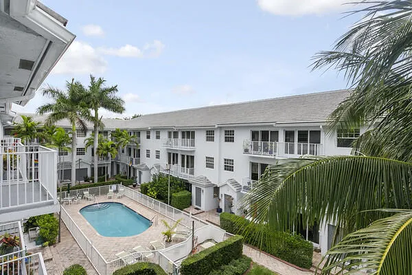 Palm Island Villas Townhome Community