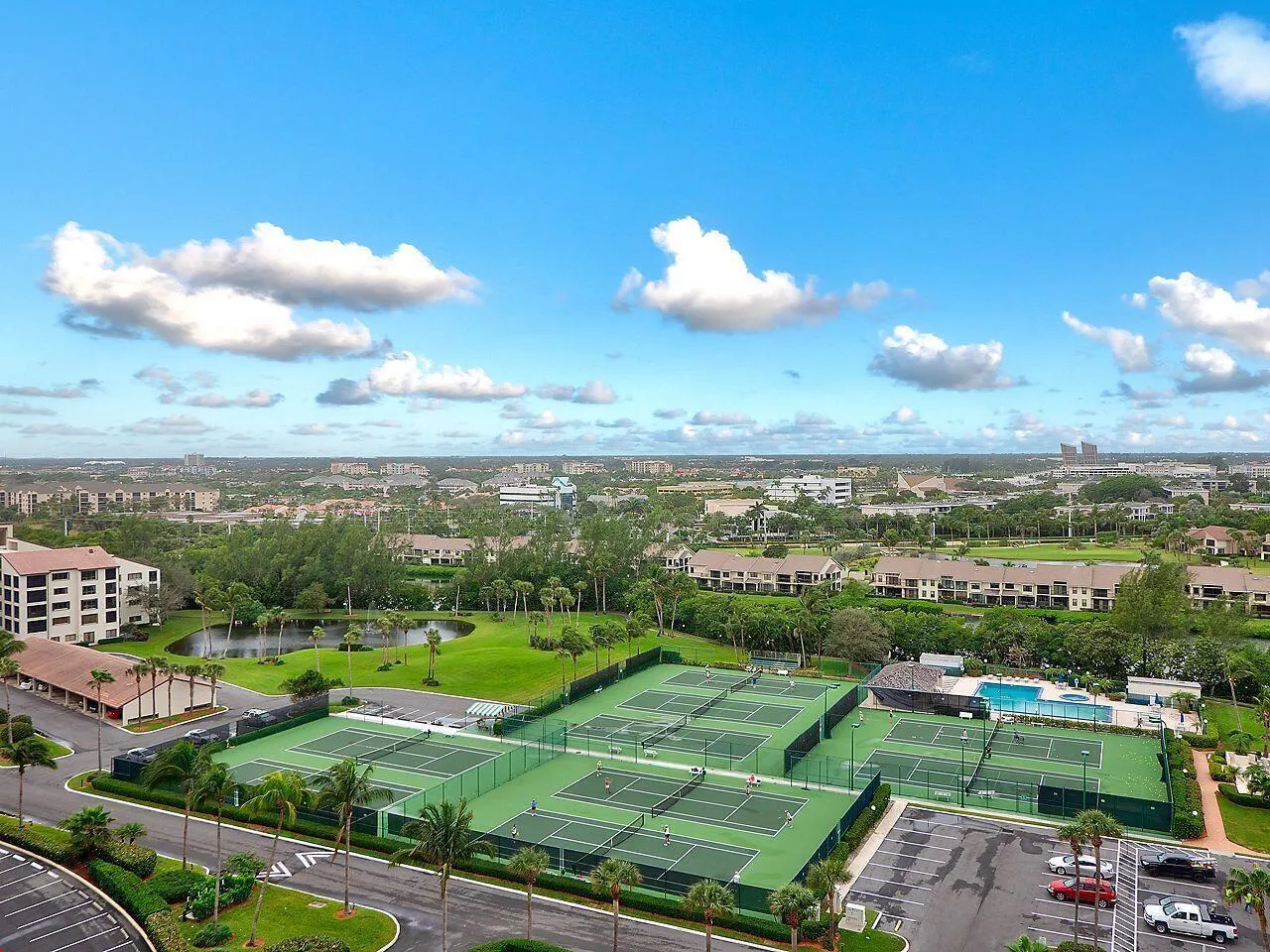 Tennis and Pickle Ball at Ocean Trail